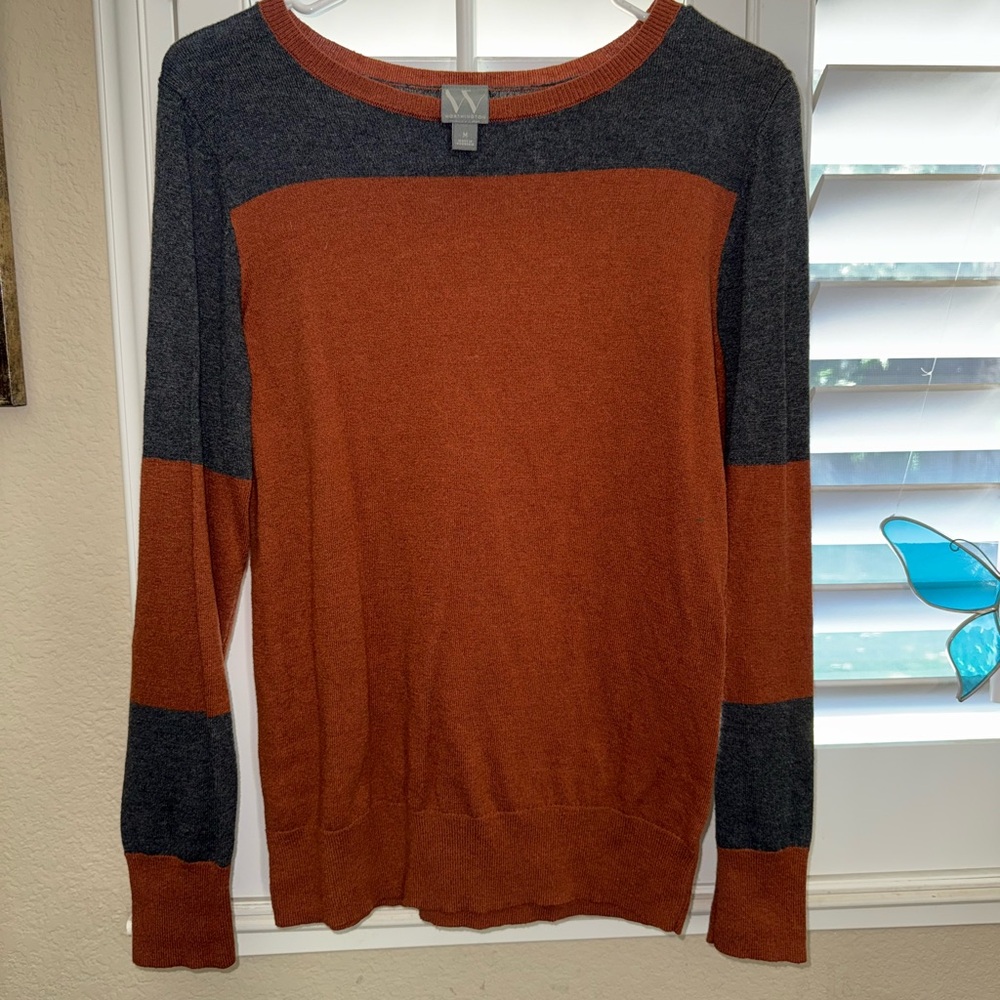 Worthington Women's Two-Tone Sweater - Rust and Charcoal size Medium EUC